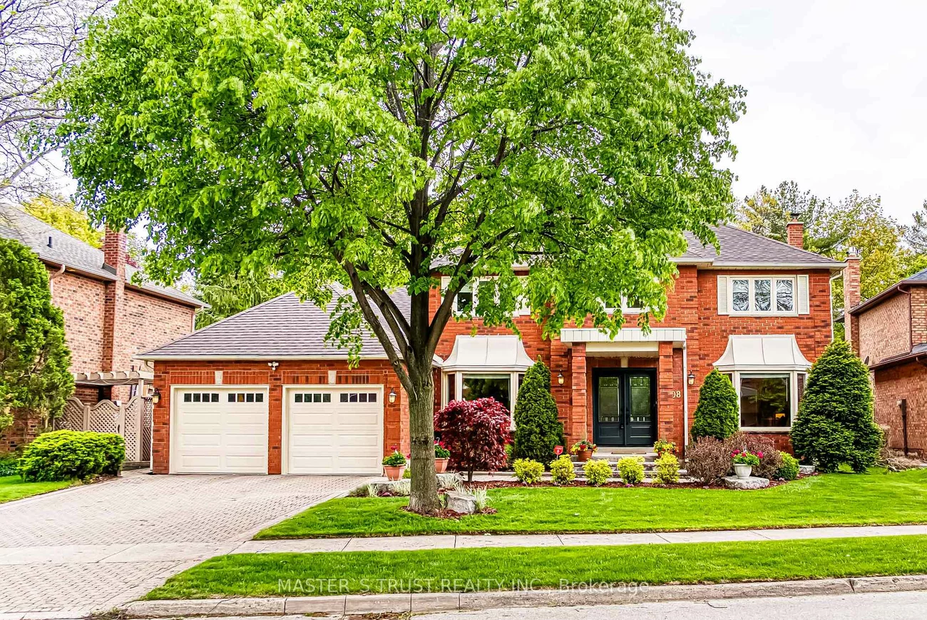 2108, Grenville, 1018 - WC Wedgewood Creek, Oakville