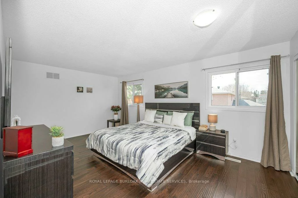 274, Honeyvale, 1001 - BR Bronte, Oakville