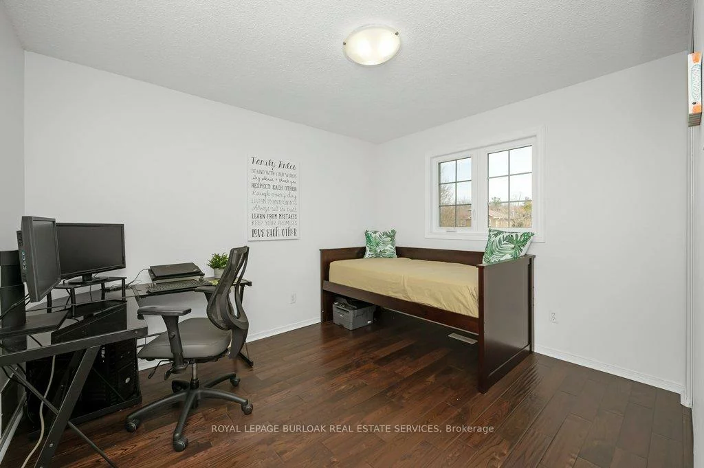 274, Honeyvale, 1001 - BR Bronte, Oakville
