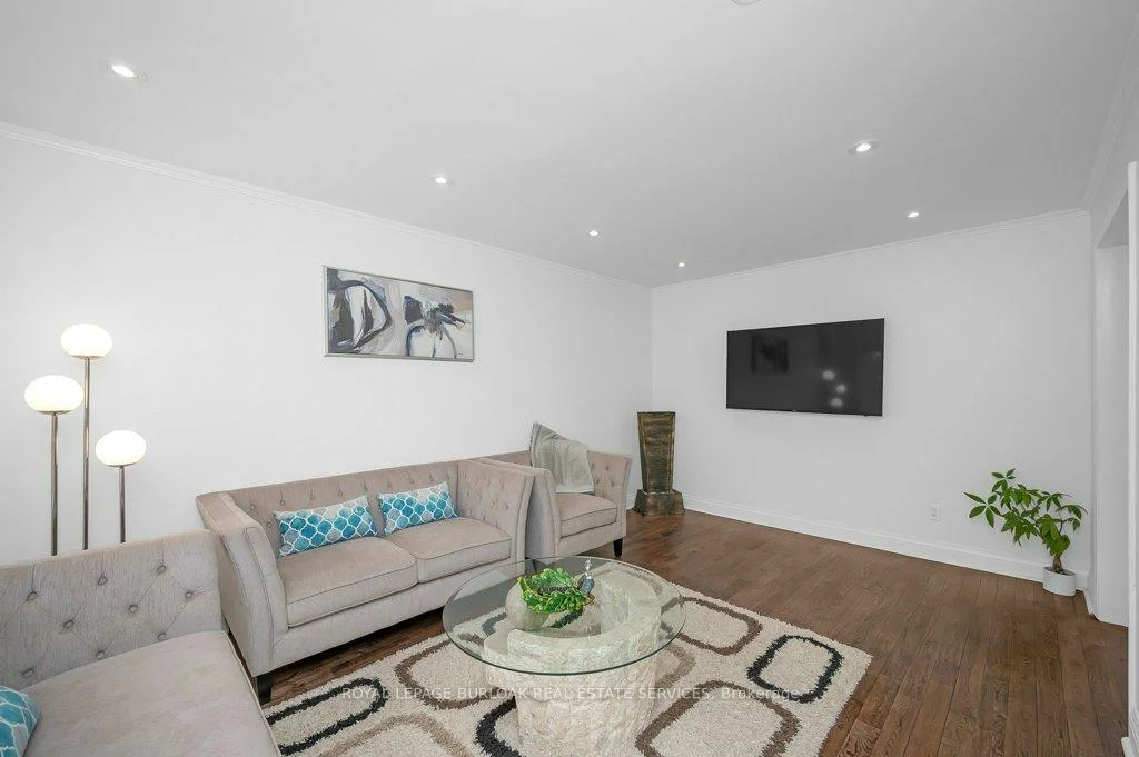 274, Honeyvale, 1001 - BR Bronte, Oakville