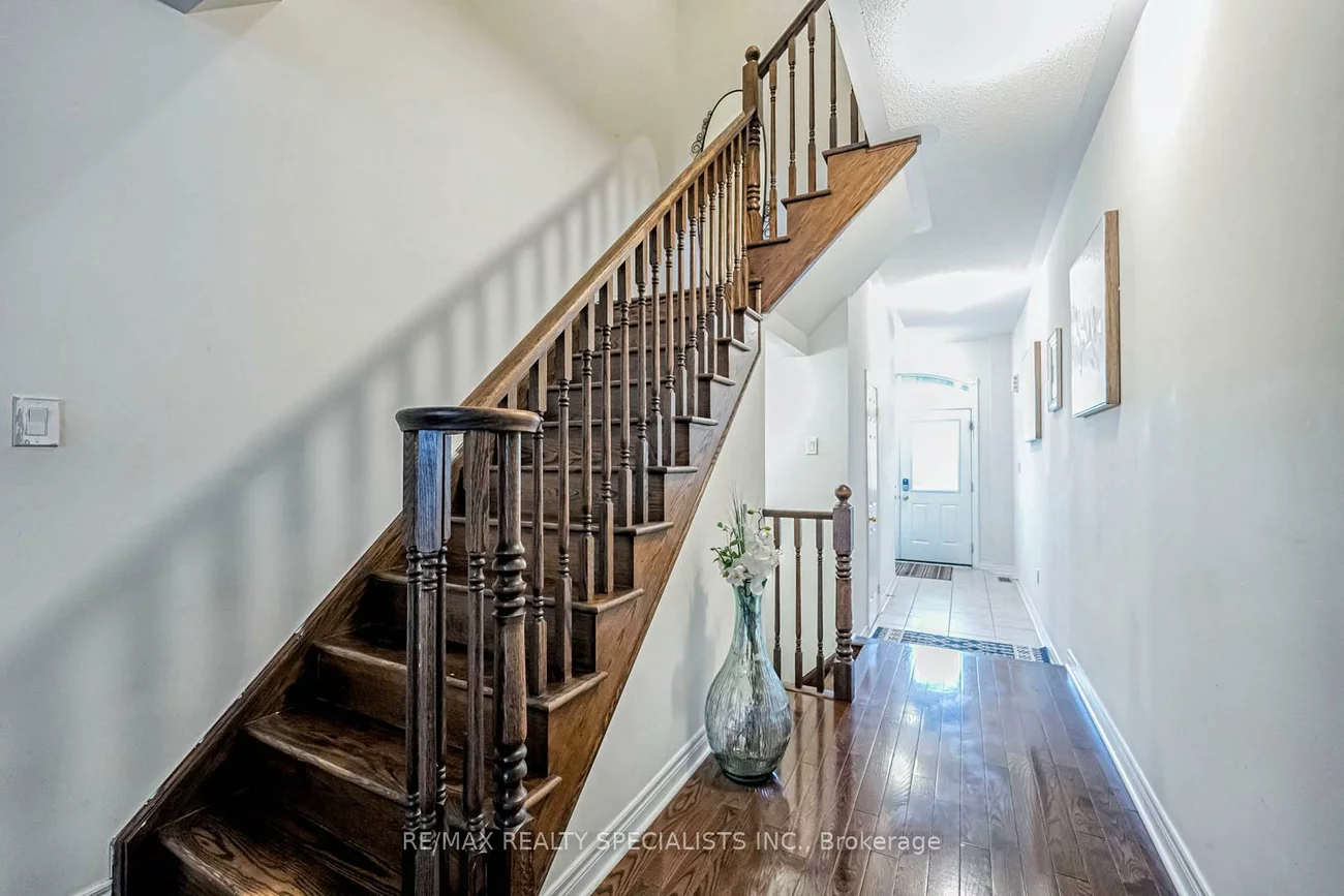 2437, OLD BROMPTON, 1019 - WM Westmount, Oakville