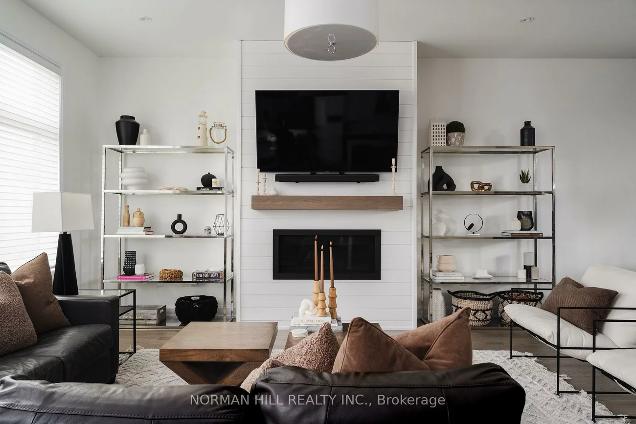 283, Bethpage, 1008 - GO Glenorchy, Oakville