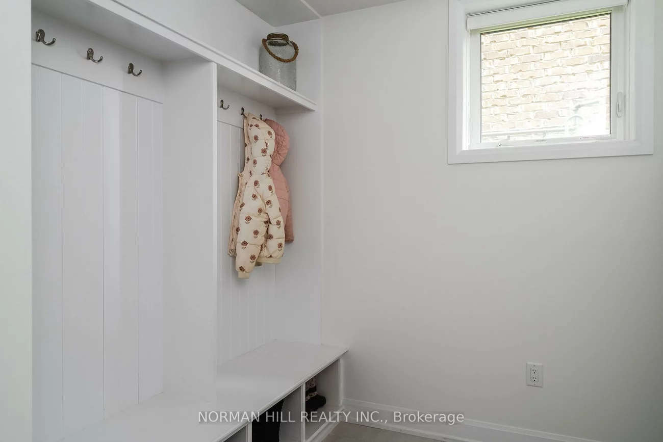 283, Bethpage, 1008 - GO Glenorchy, Oakville
