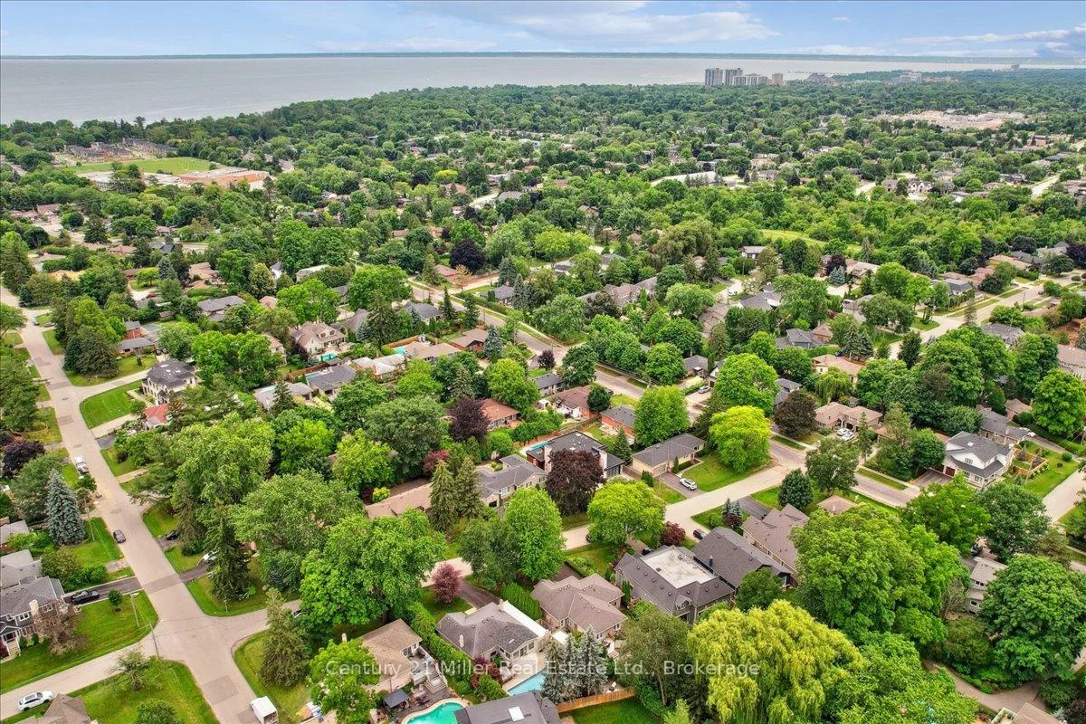 1129, Shaw, 1020 - WO West, Oakville