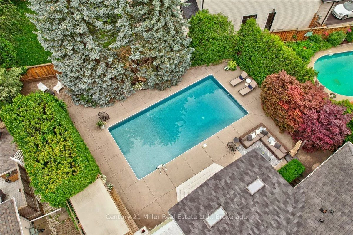 1129, Shaw, 1020 - WO West, Oakville