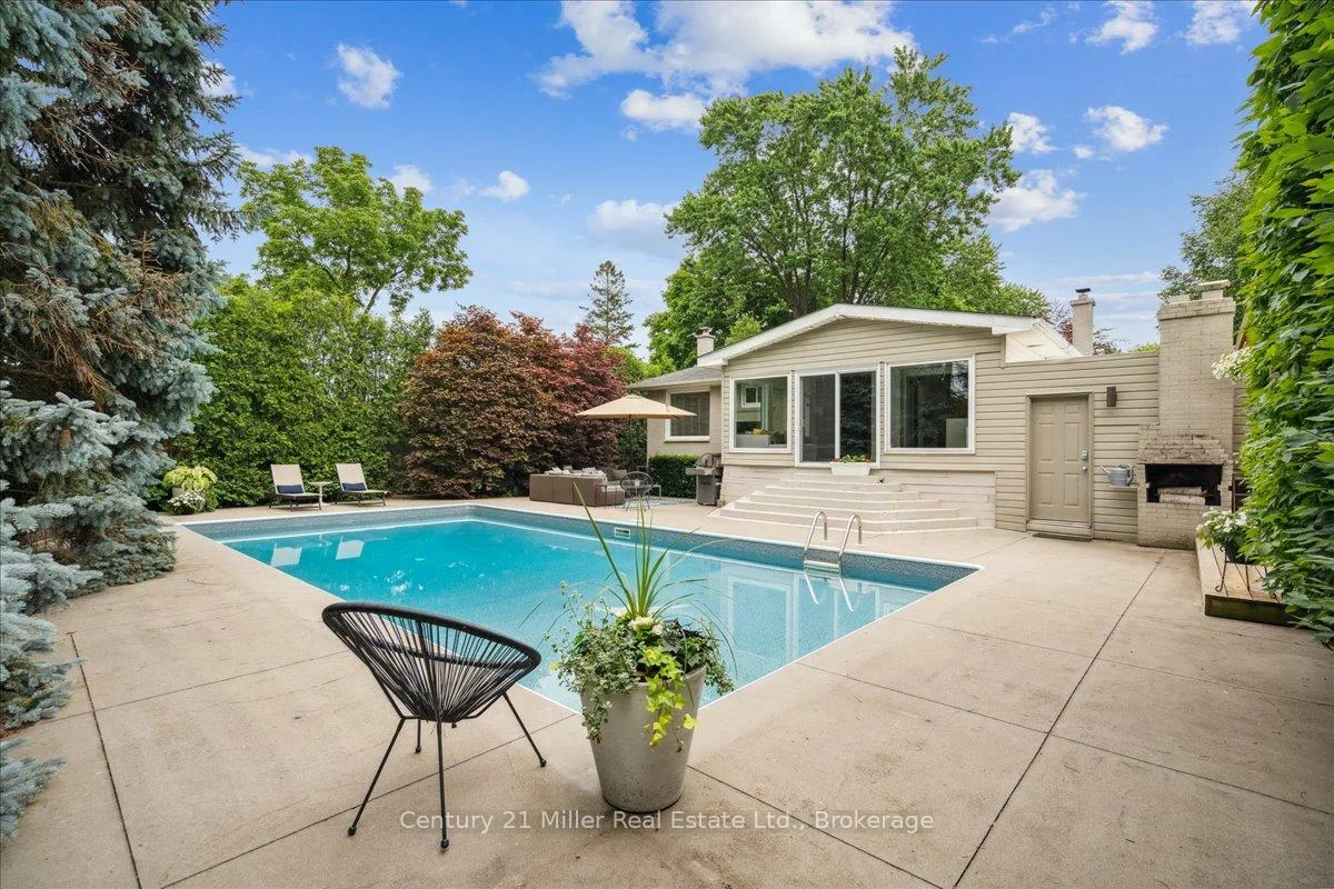 1129, Shaw, 1020 - WO West, Oakville