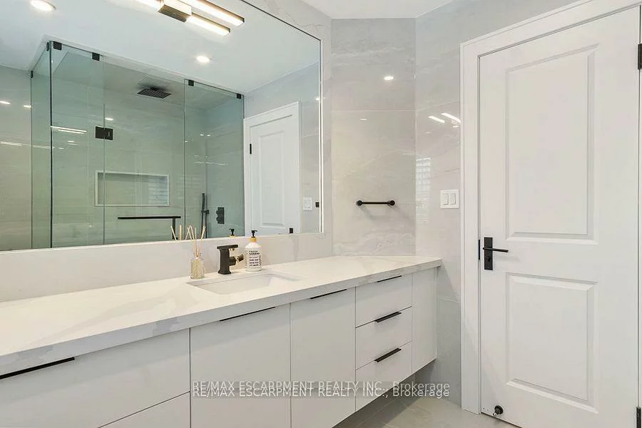2455, BON ECHO, 1009 - JC Joshua Creek, Oakville