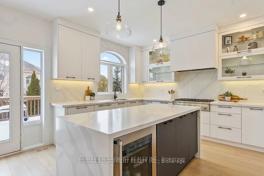 2455, BON ECHO, 1009 - JC Joshua Creek, Oakville