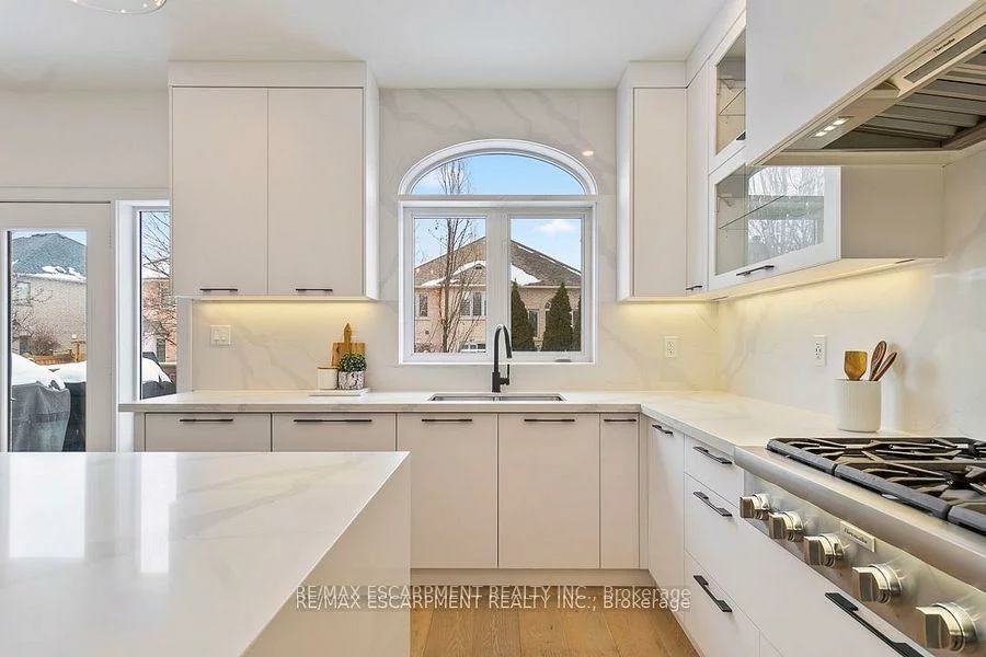 2455, BON ECHO, 1009 - JC Joshua Creek, Oakville