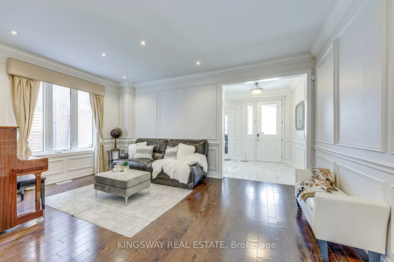3232, Larry, 1008 - GO Glenorchy, Oakville