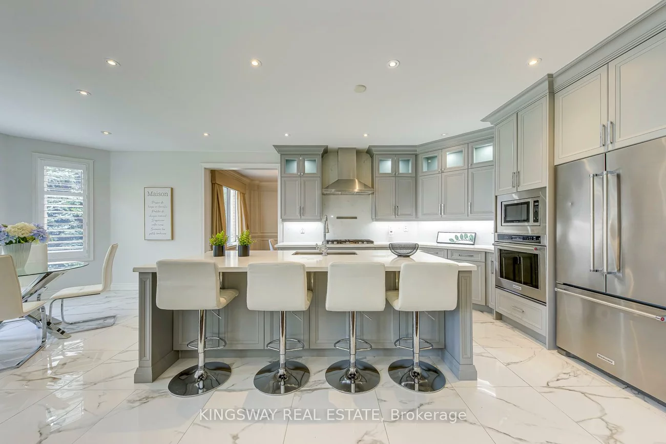 3232, Larry, 1008 - GO Glenorchy, Oakville