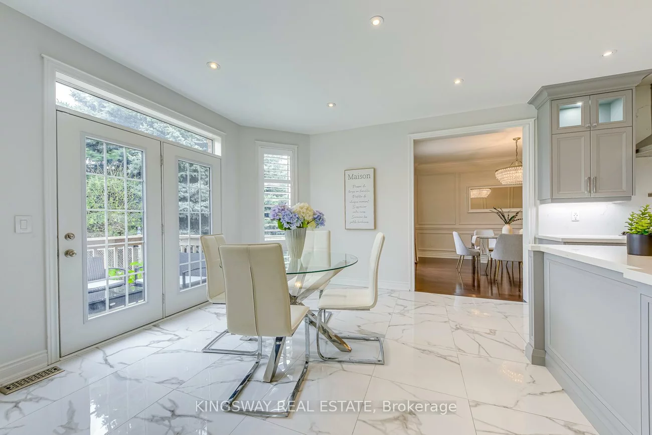 3232, Larry, 1008 - GO Glenorchy, Oakville