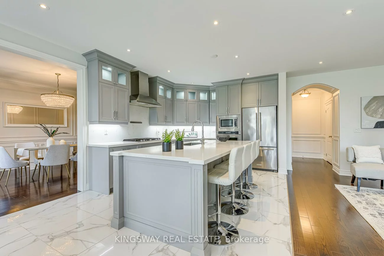 3232, Larry, 1008 - GO Glenorchy, Oakville