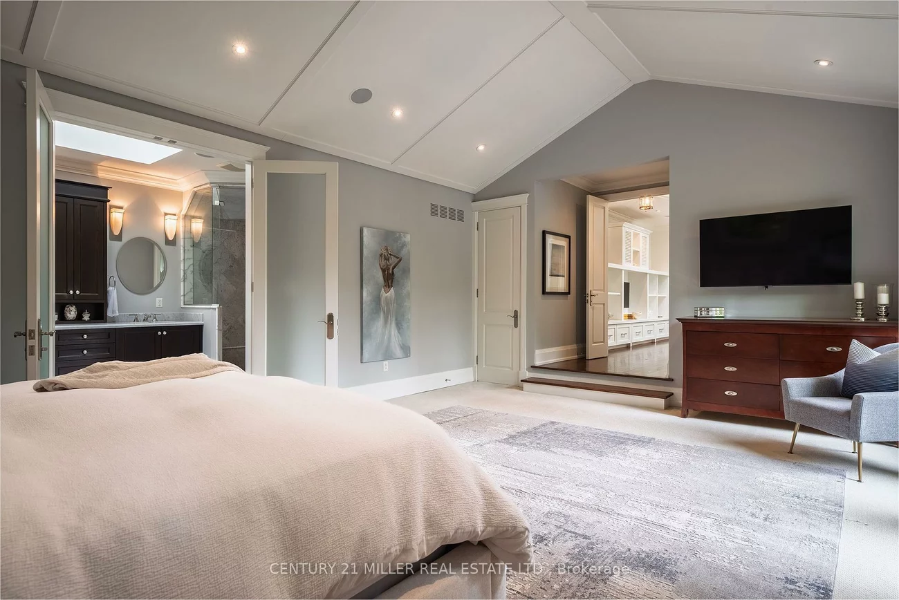 209, Donessle, 1013 - OO Old Oakville, Oakville