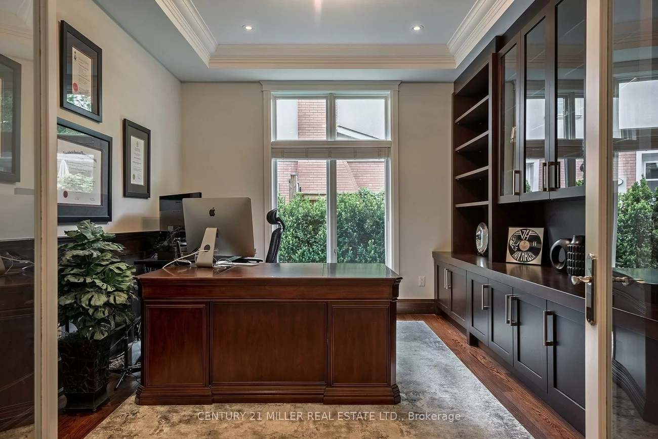 209, Donessle, 1013 - OO Old Oakville, Oakville