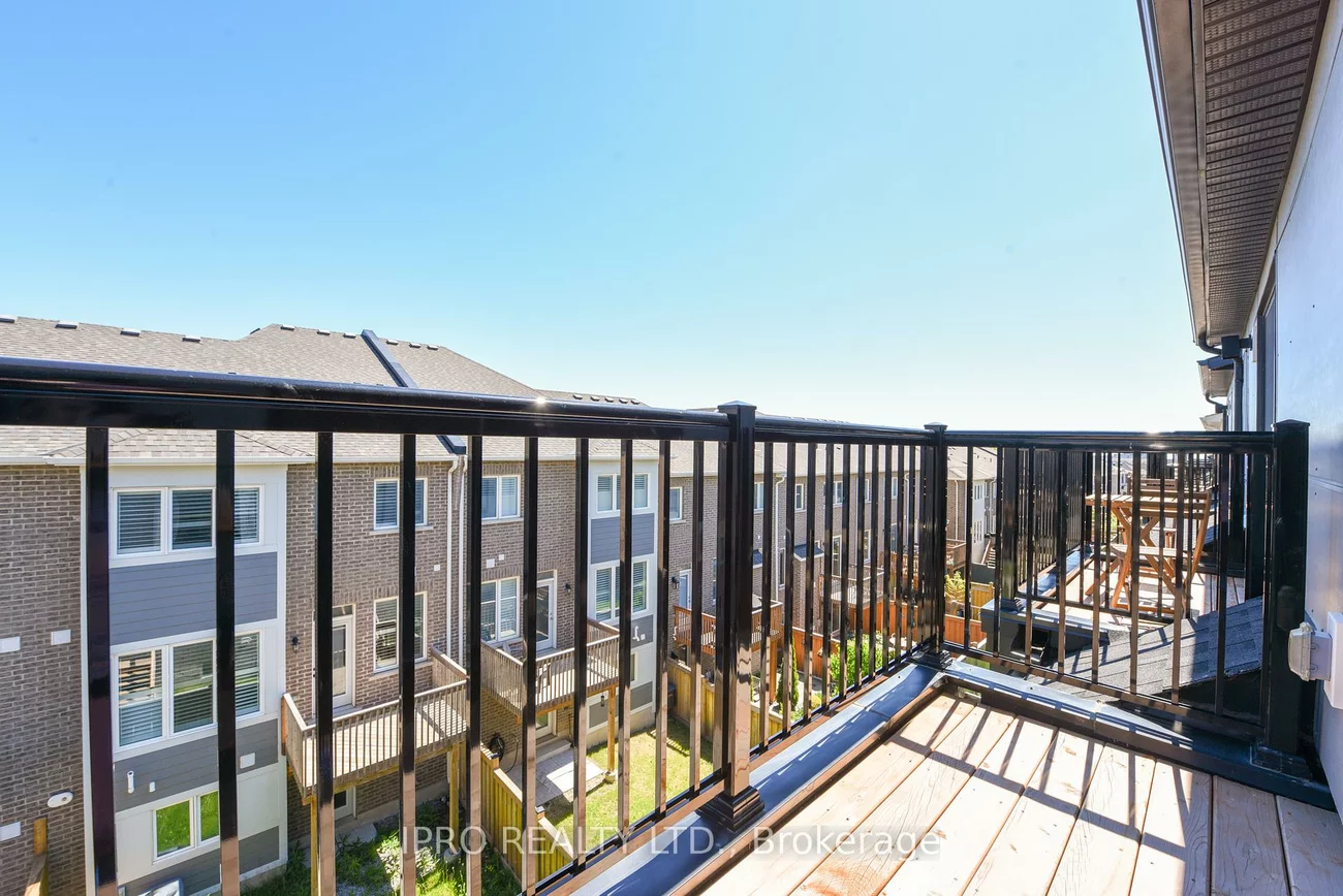 3523, Post, 1008 - GO Glenorchy, Oakville