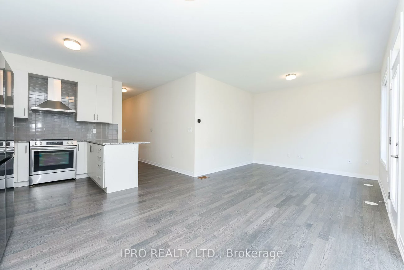 3523, Post, 1008 - GO Glenorchy, Oakville