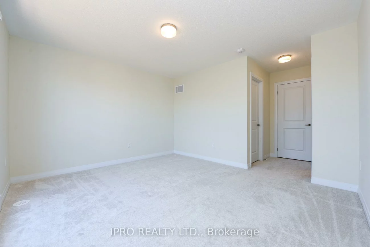 3523, Post, 1008 - GO Glenorchy, Oakville