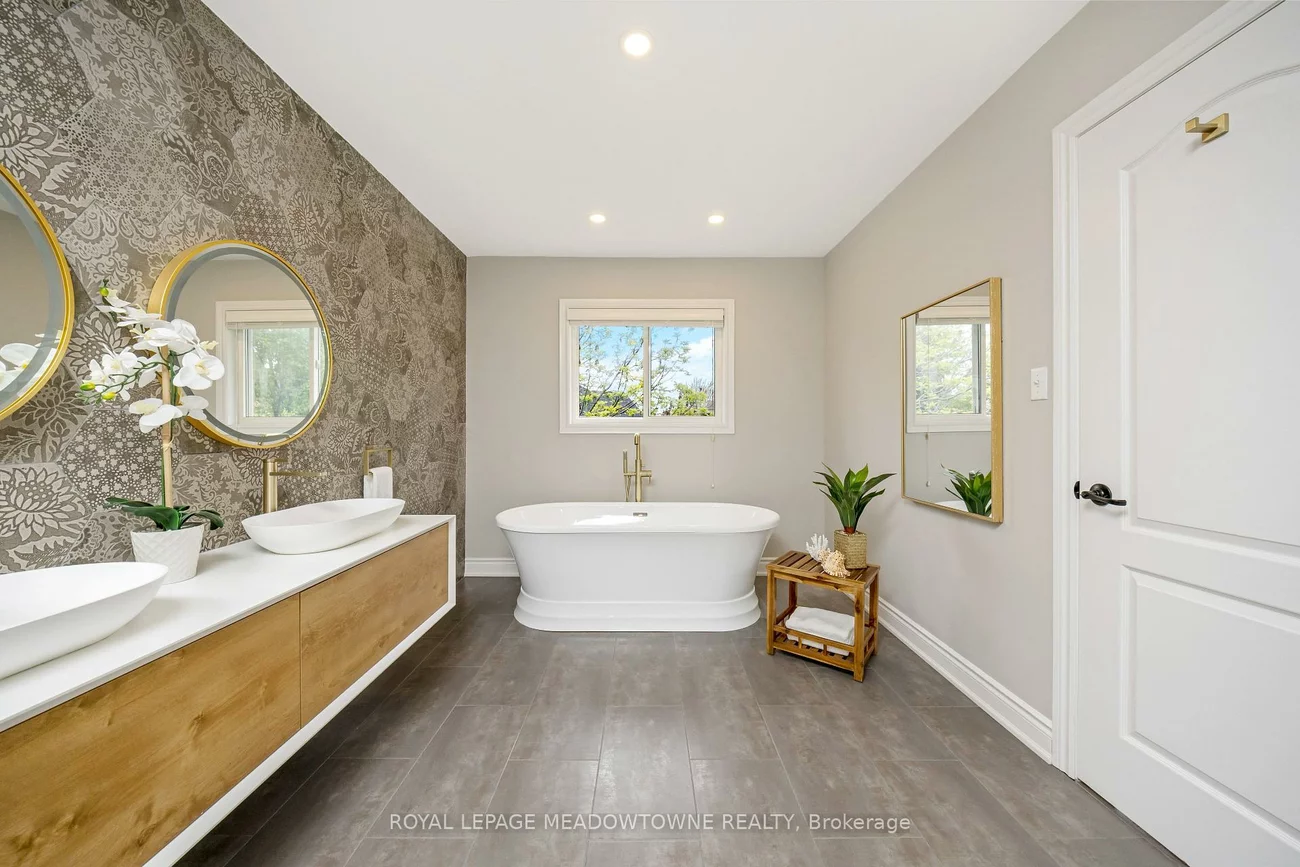 2120, Pine Glen, 1019 - WM Westmount, Oakville
