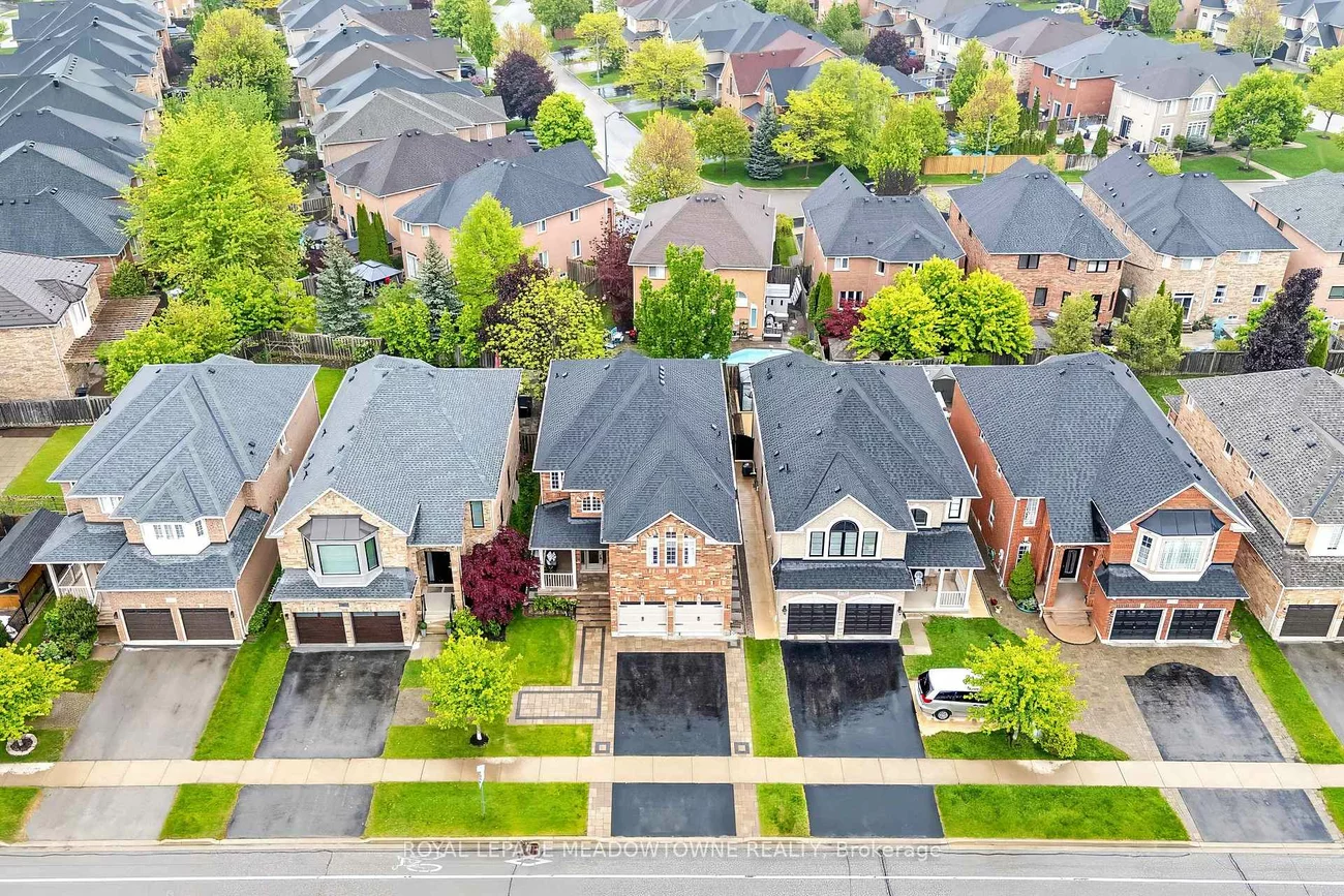 2120, Pine Glen, 1019 - WM Westmount, Oakville