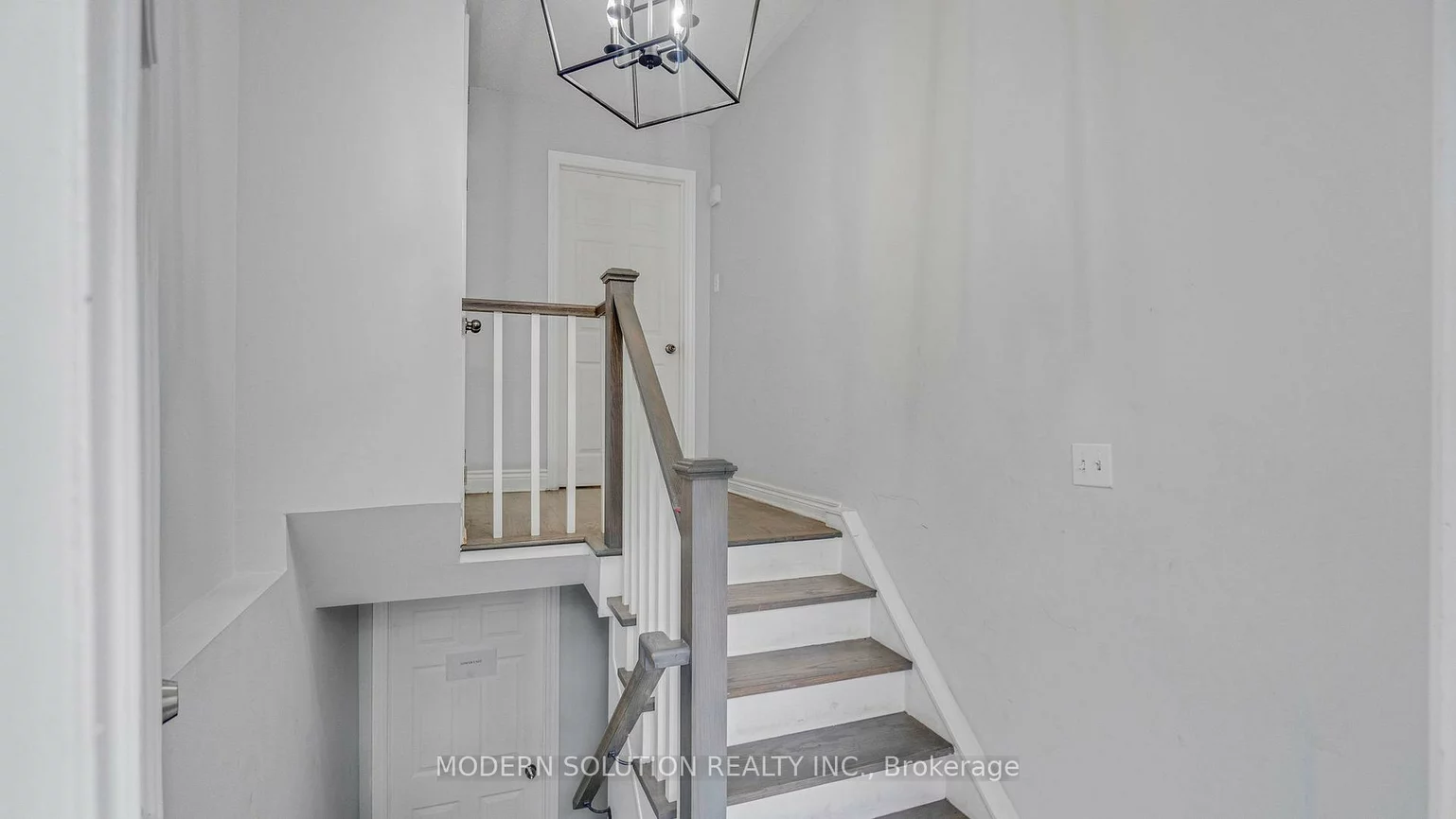 1011, Pearson, 1003 - CP College Park, Oakville