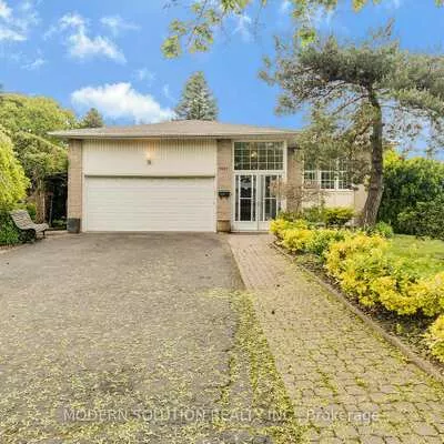 1011, Pearson, 1003 - CP College Park, Oakville