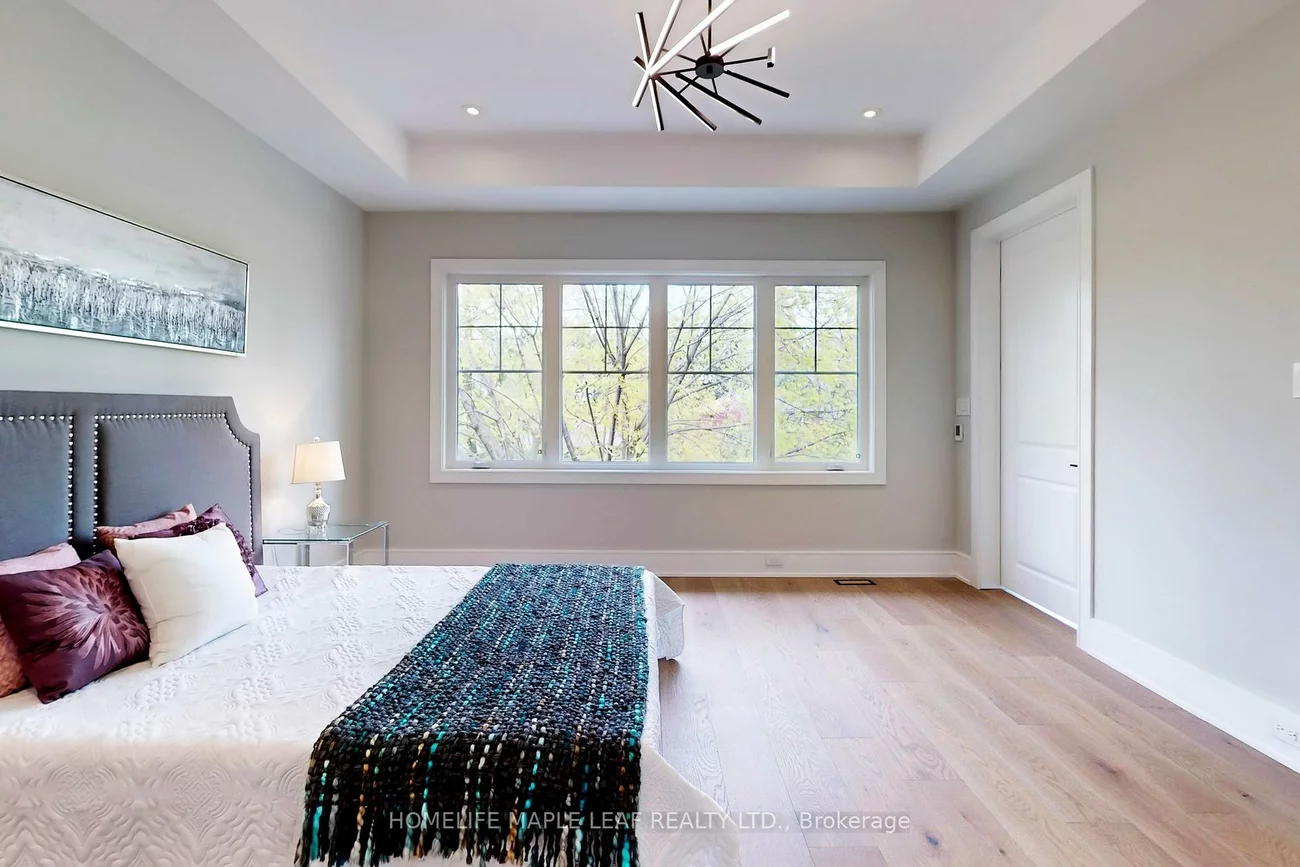 522, Third, 1020 - WO West, Oakville