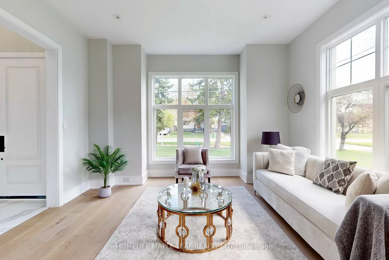 522, Third, 1020 - WO West, Oakville
