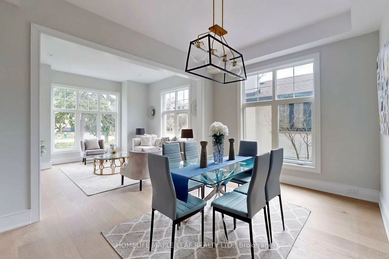 522, Third, 1020 - WO West, Oakville