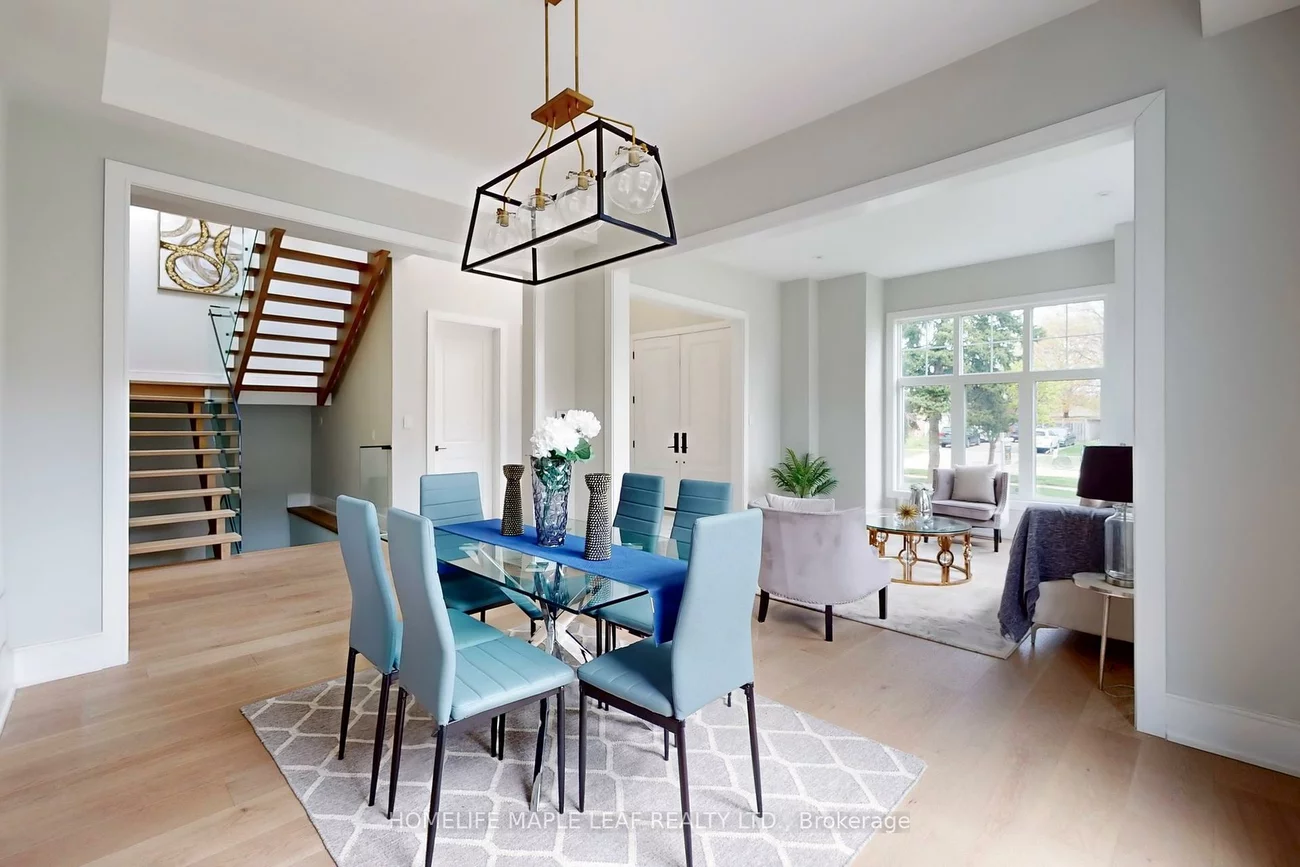 522, Third, 1020 - WO West, Oakville
