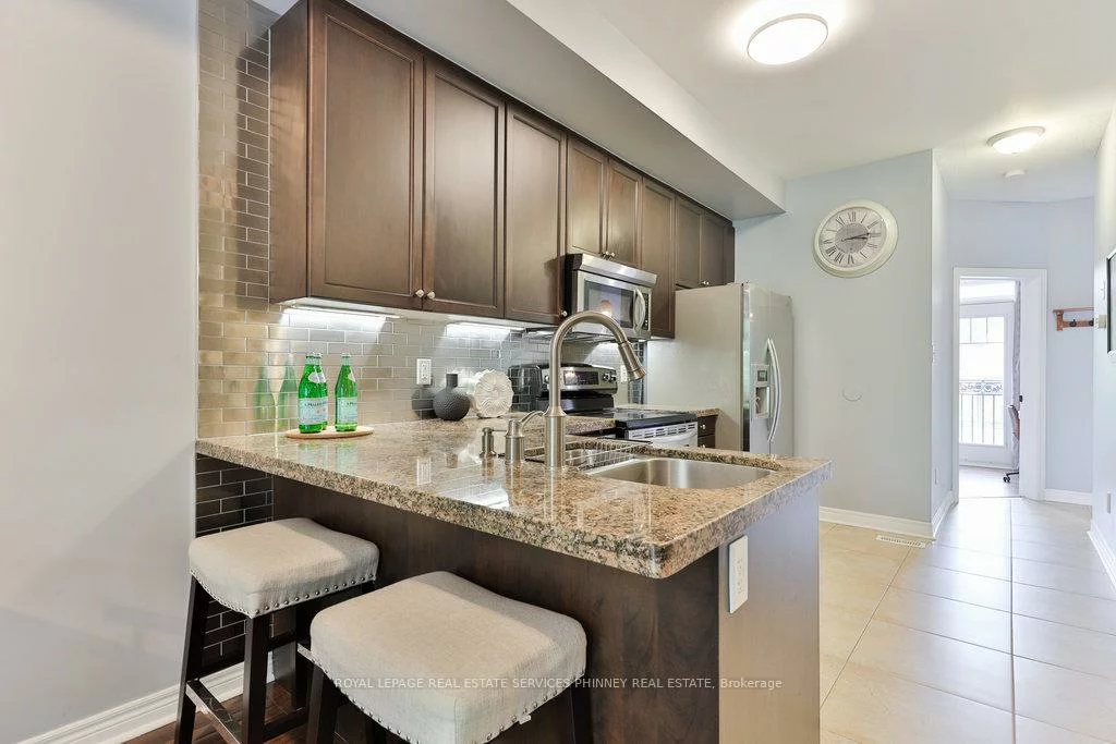 2410, Woodstock, 1019 - WM Westmount, Oakville