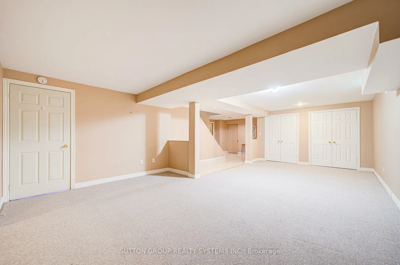 2979, Sycamore, 1004 - CV Clearview, Oakville