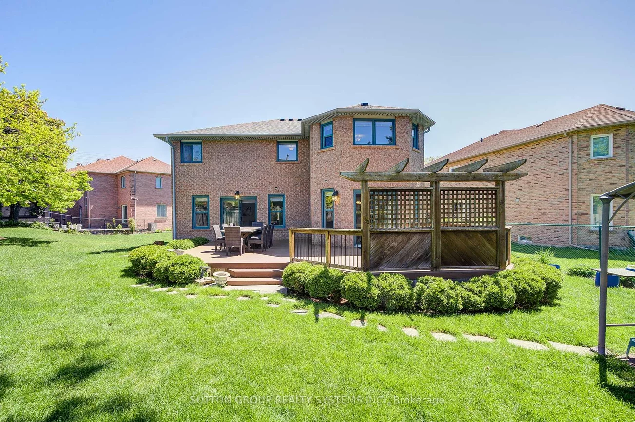 2979, Sycamore, 1004 - CV Clearview, Oakville