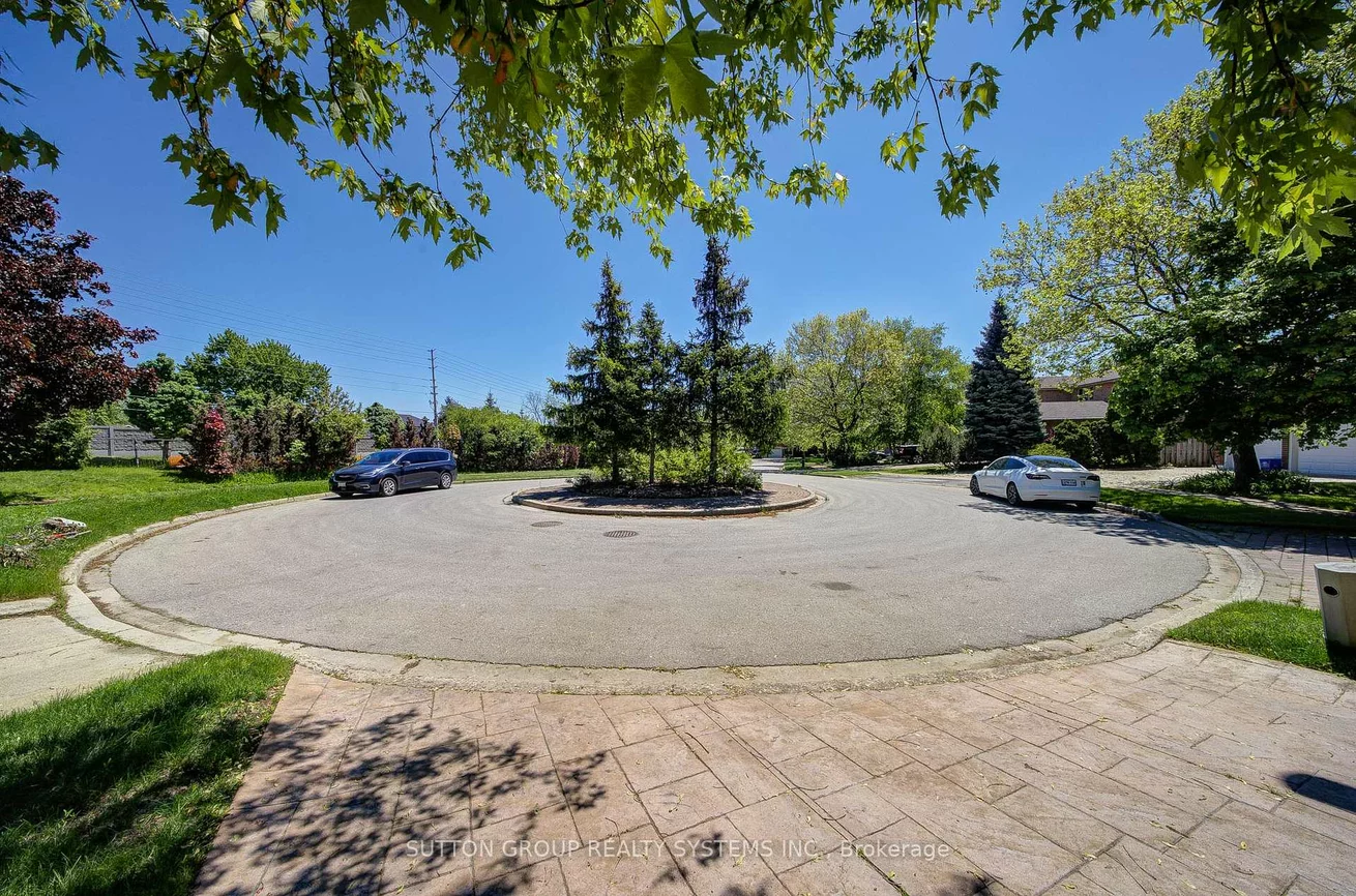 2979, Sycamore, 1004 - CV Clearview, Oakville