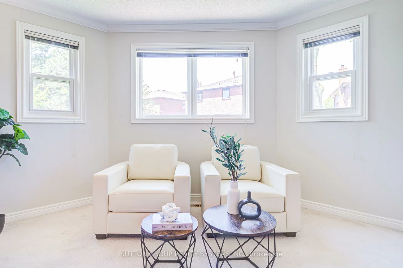 2979, Sycamore, 1004 - CV Clearview, Oakville