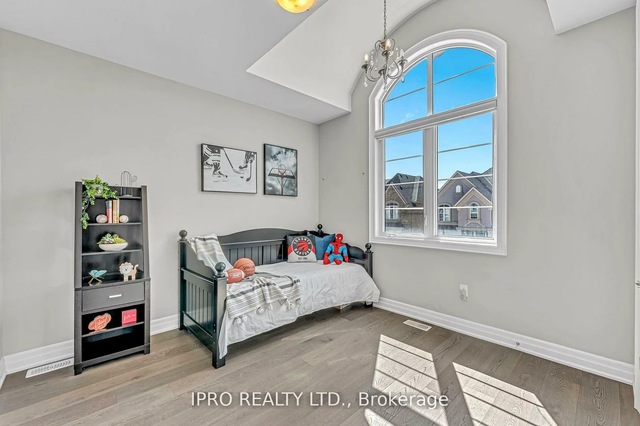 3173, Sunflower, 1008 - GO Glenorchy, Oakville