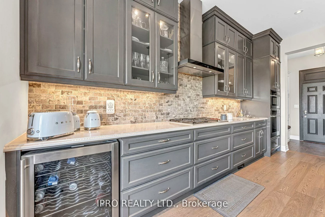 3173, Sunflower, 1008 - GO Glenorchy, Oakville