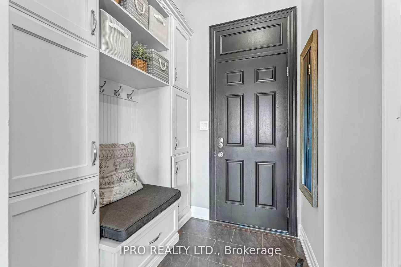 3173, Sunflower, 1008 - GO Glenorchy, Oakville