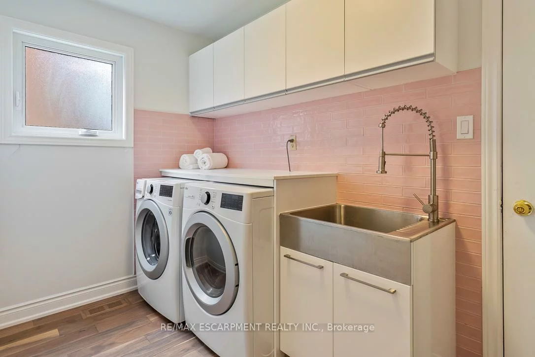 2712, Ashridge, 1004 - CV Clearview, Oakville