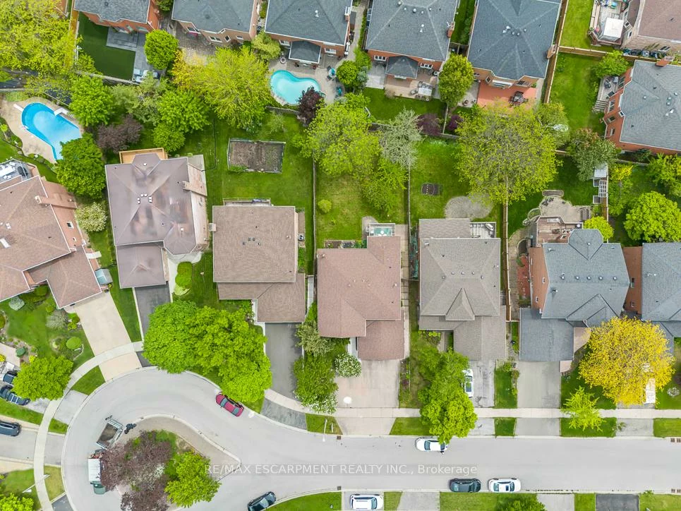 2712, Ashridge, 1004 - CV Clearview, Oakville
