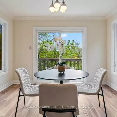 2712, Ashridge, 1004 - CV Clearview, Oakville