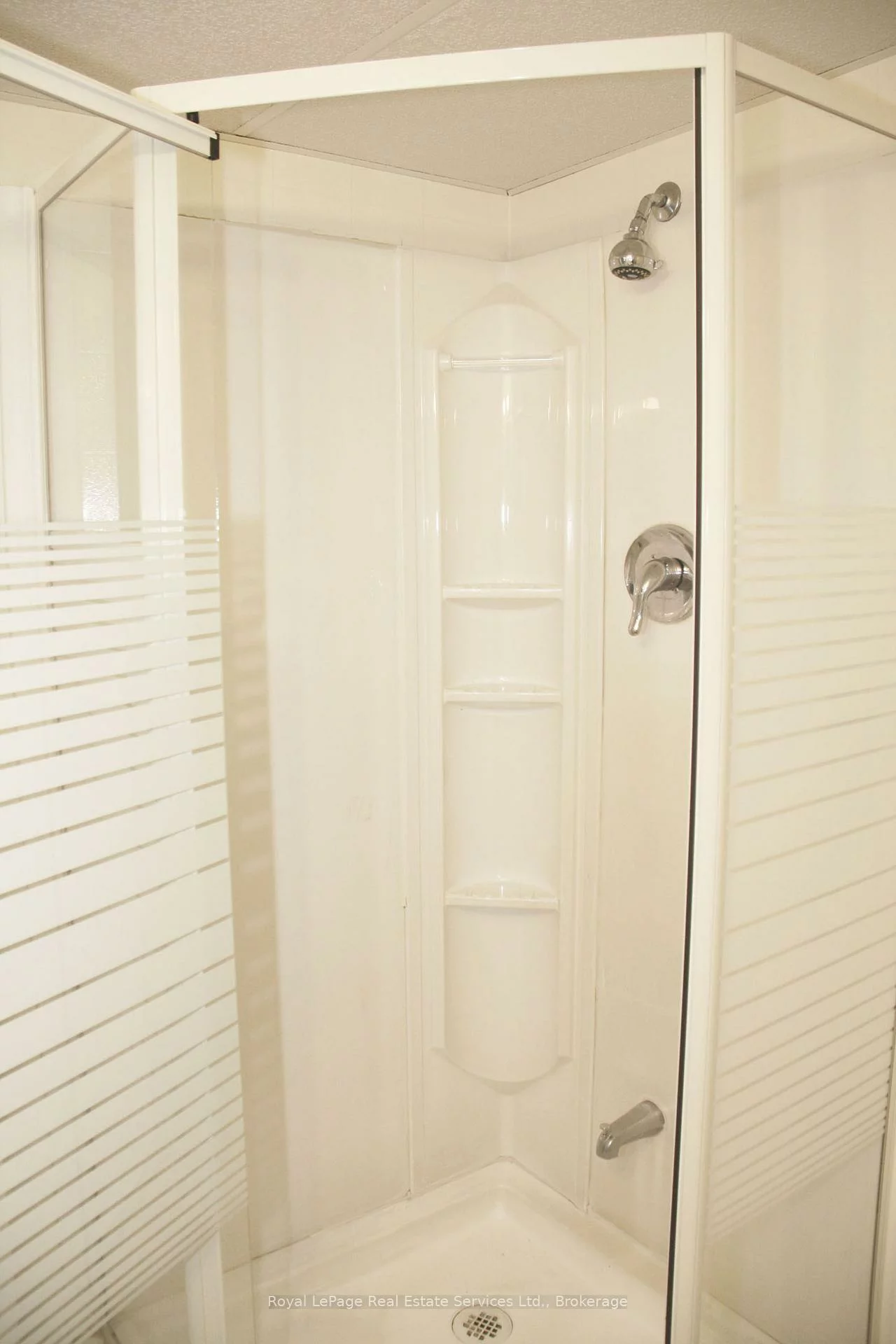 2072, Bridge, 1020 - WO West, Oakville