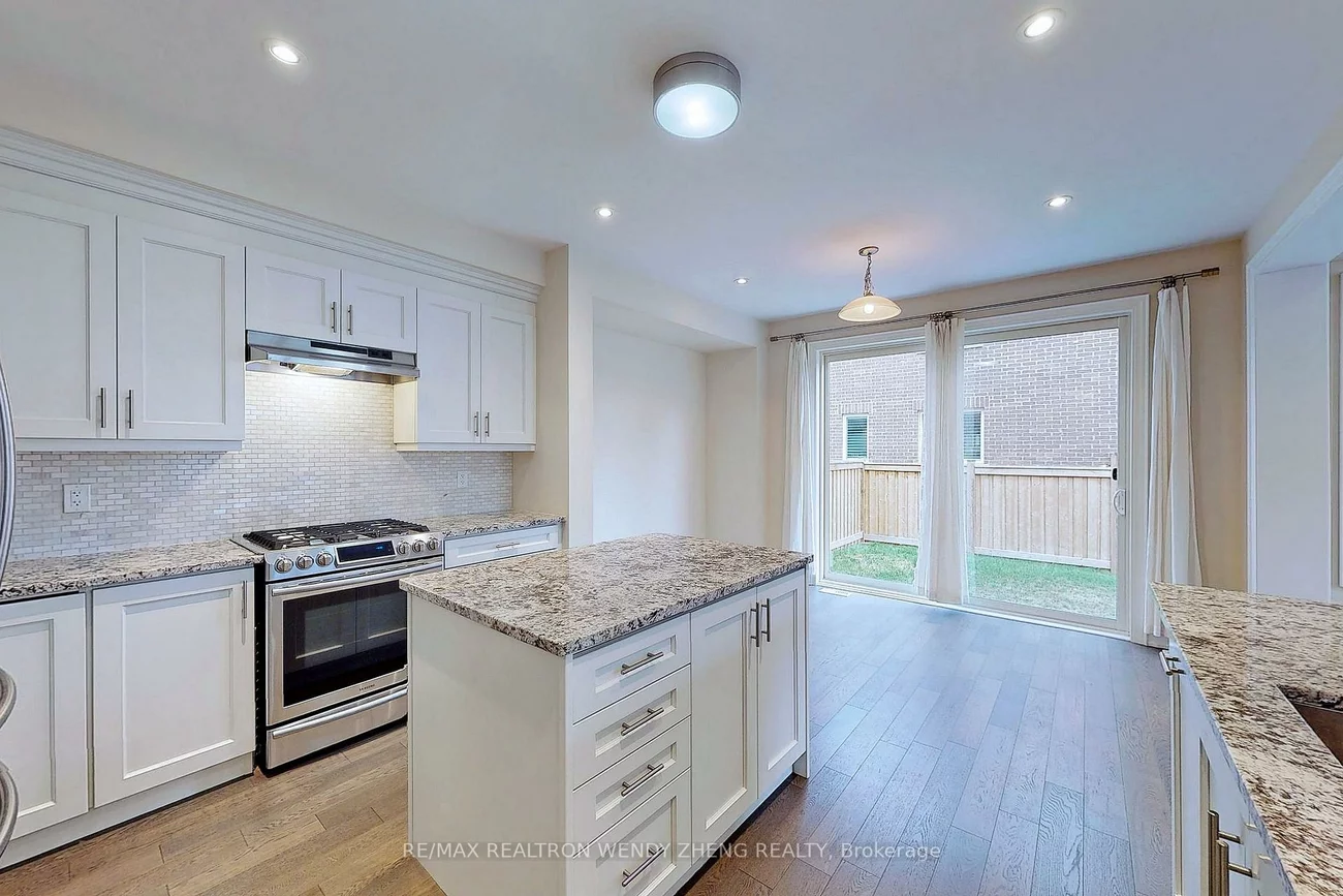 3209, Daisy, 1008 - GO Glenorchy, Oakville