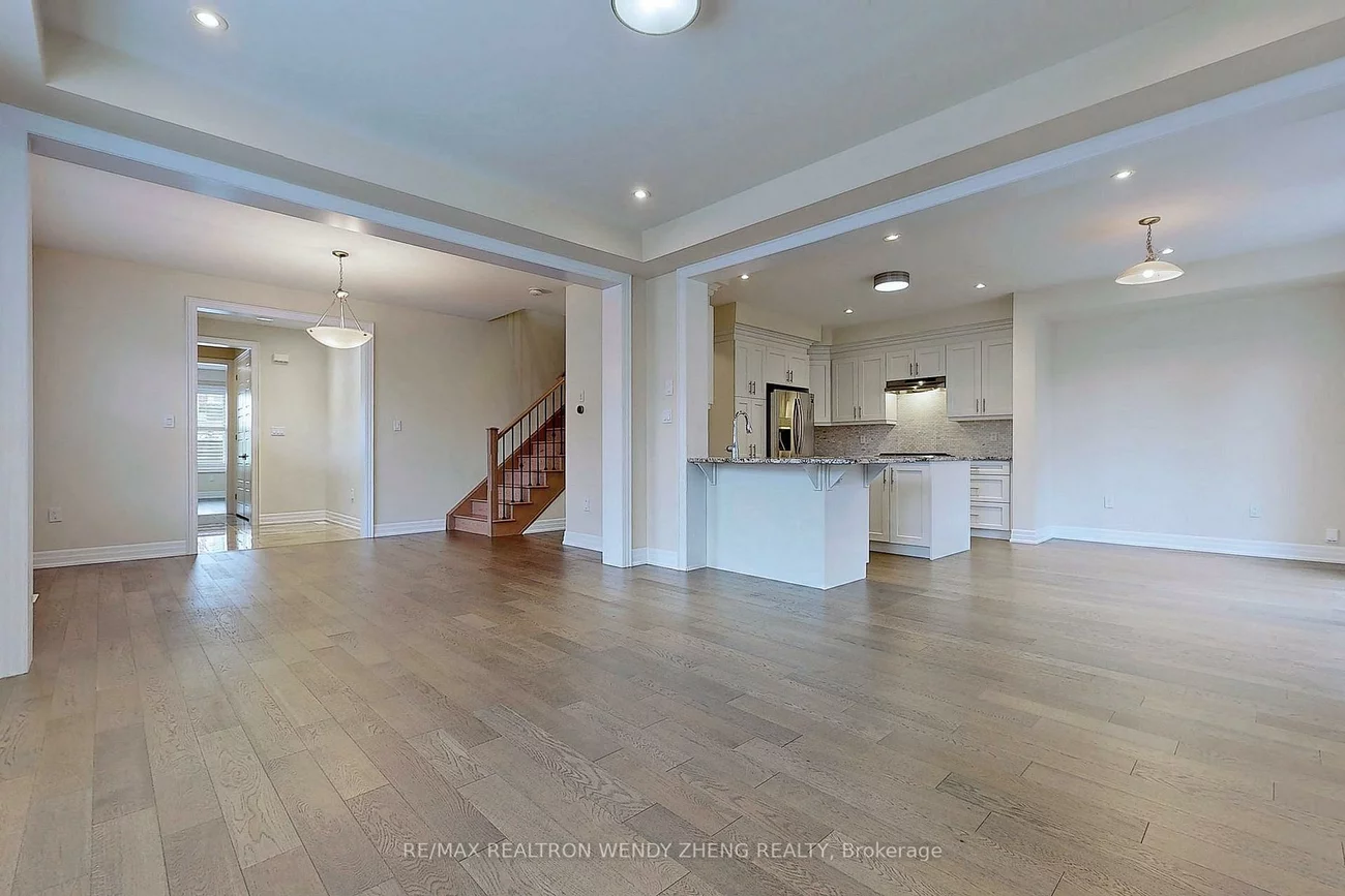 3209, Daisy, 1008 - GO Glenorchy, Oakville
