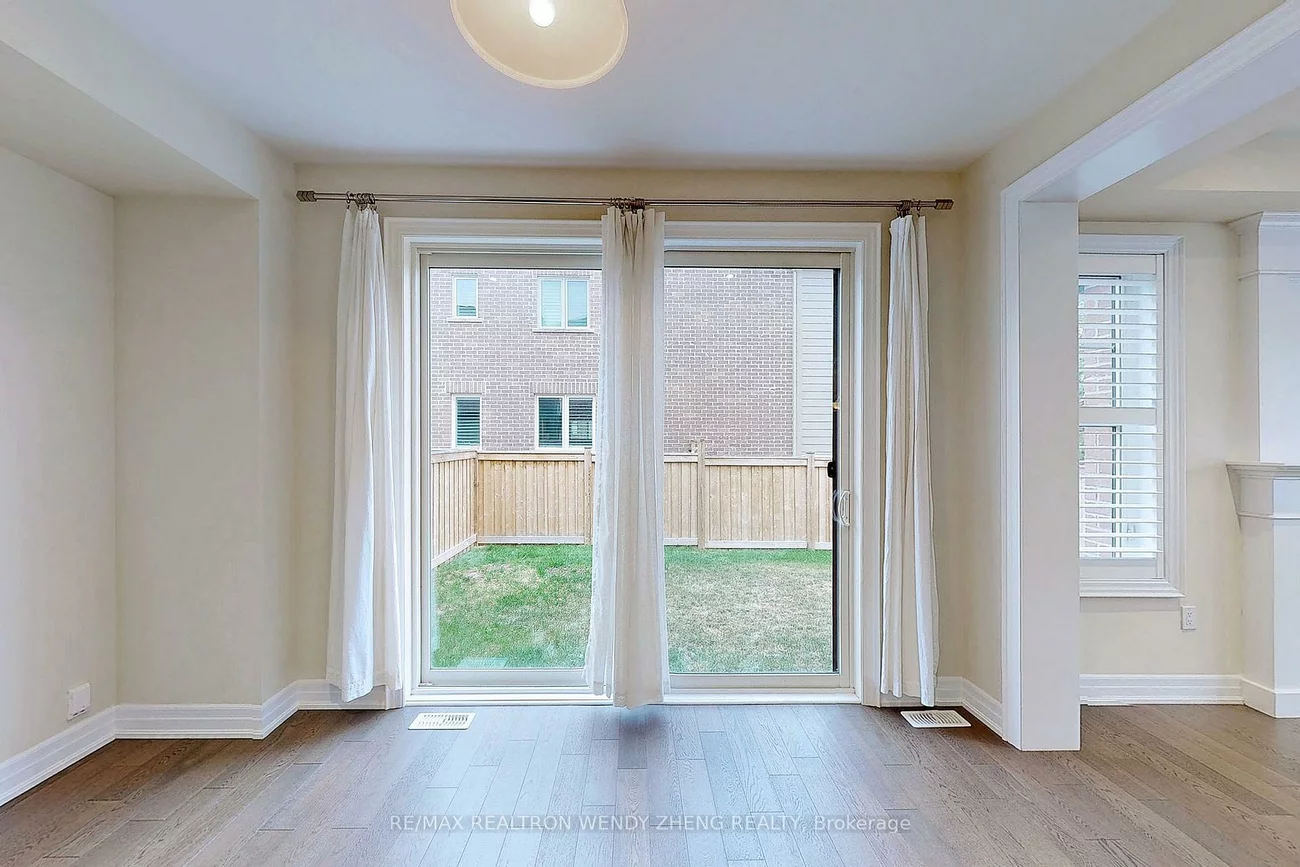 3209, Daisy, 1008 - GO Glenorchy, Oakville