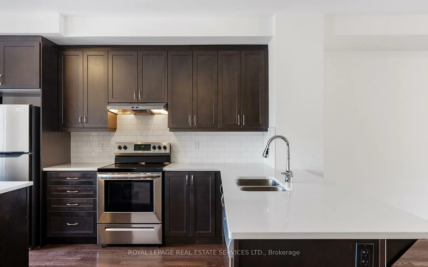 3088, William Cutmore, 1010 - JM Joshua Meadows, Oakville