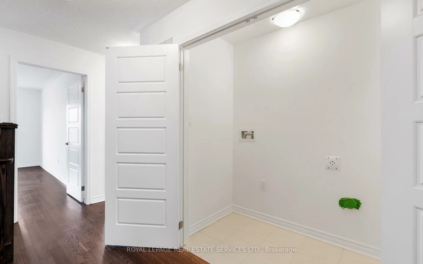3088, William Cutmore, 1010 - JM Joshua Meadows, Oakville