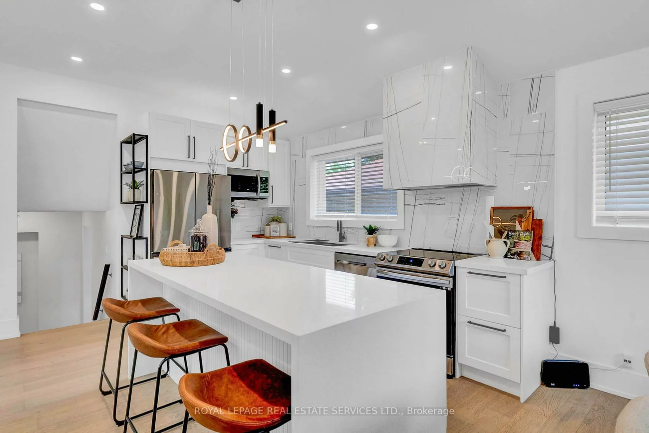 248, Wales, 1001 - BR Bronte, Oakville