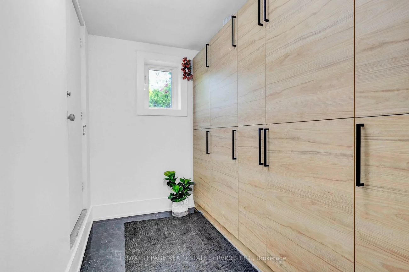 248, Wales, 1001 - BR Bronte, Oakville