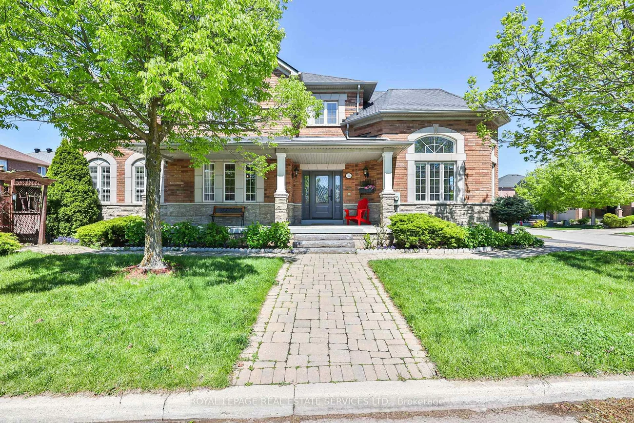 1423, Liverpool, 1022 - WT West Oak Trails, Oakville